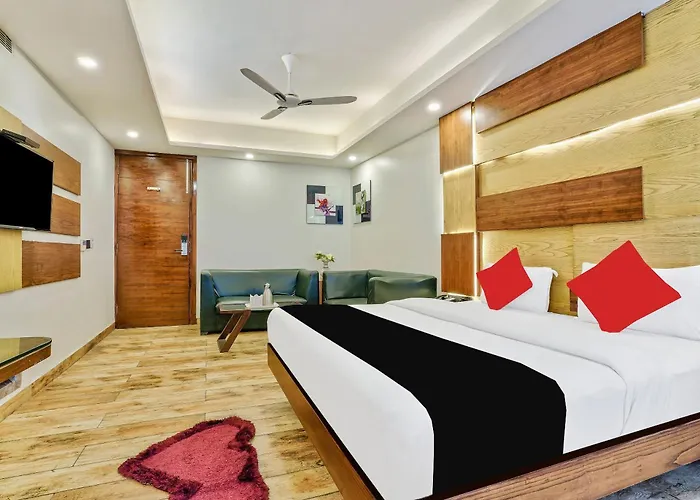 Staybook Hotel Nitya Maharani Free Airport Pickup